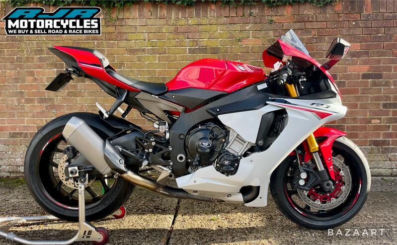 View YAMAHA R1 YZF R1