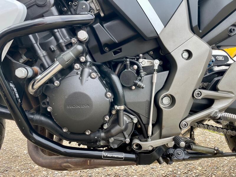 HONDA CB1000R