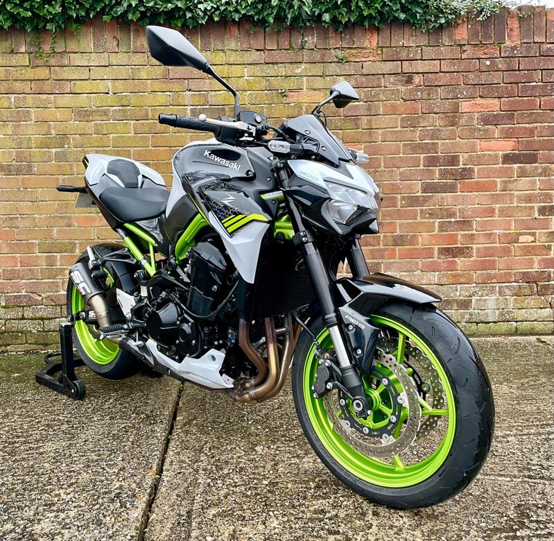 View KAWASAKI Z900   