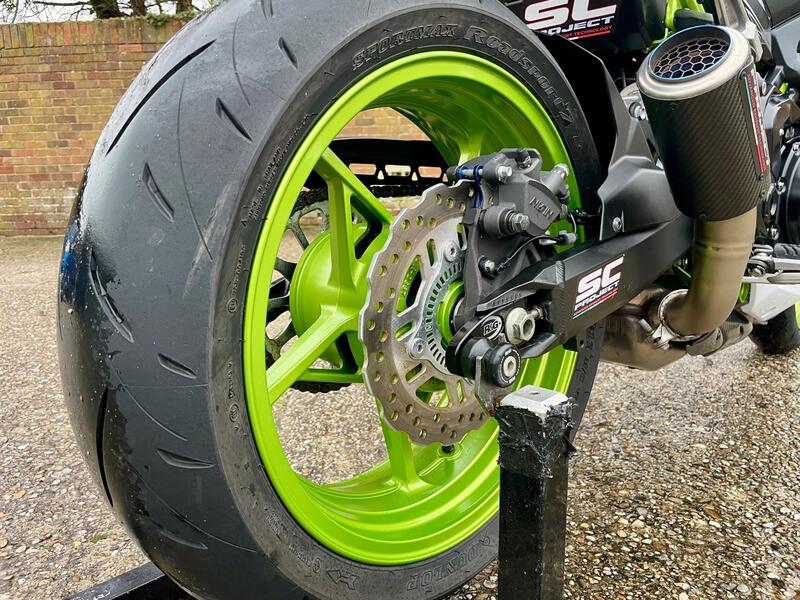 KAWASAKI Z900