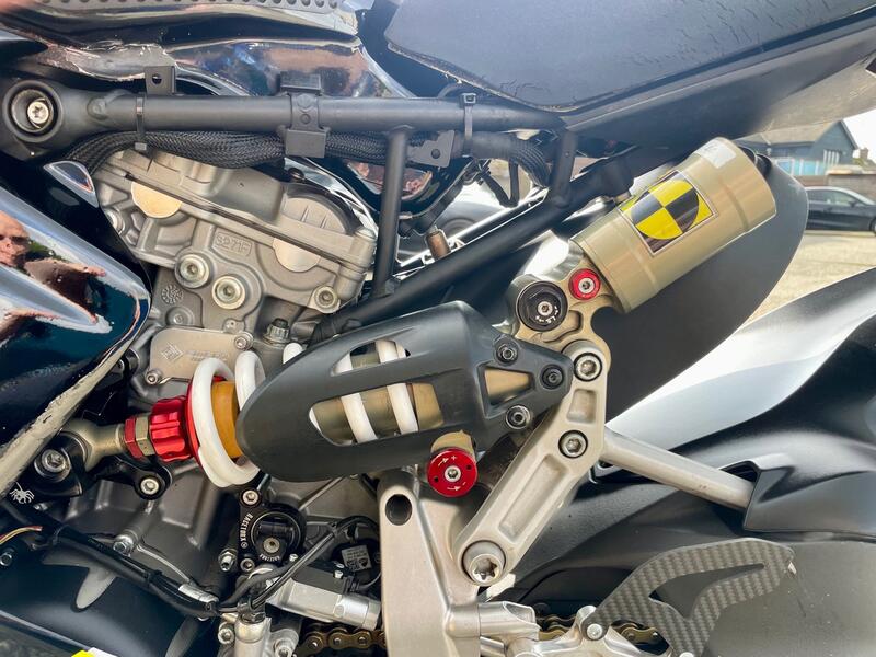 DUCATI PANIGALE V2