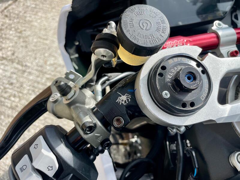 DUCATI PANIGALE V2