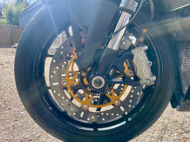 DUCATI PANIGALE V2
