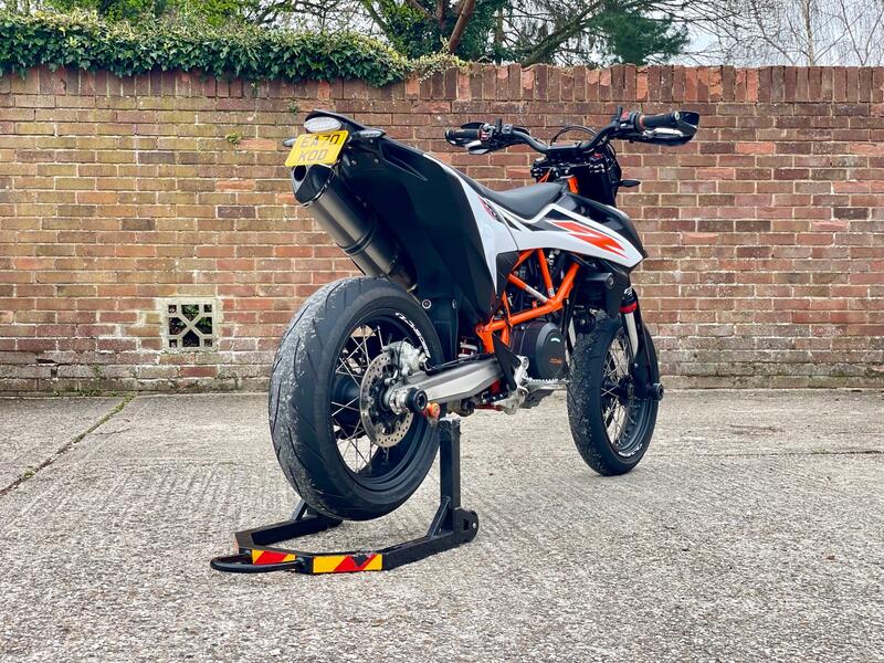 KTM 690 SMC R