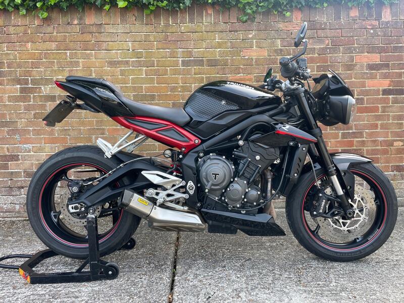 View TRIUMPH STREET TRIPLE 765 R