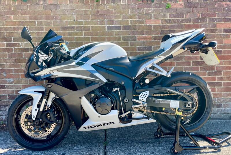 View HONDA CBR600RR 