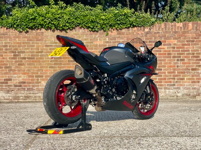 SUZUKI GSXR1000