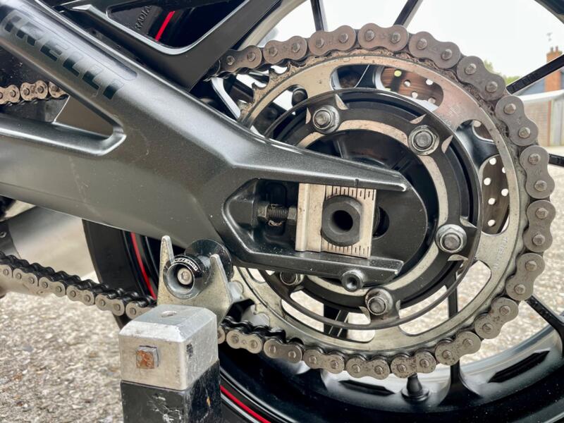 YAMAHA MT-09