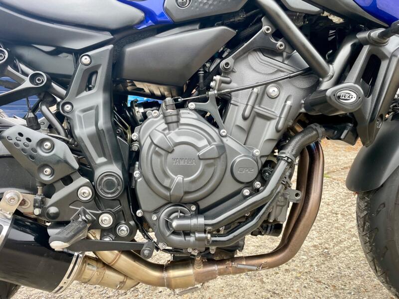YAMAHA MT-07