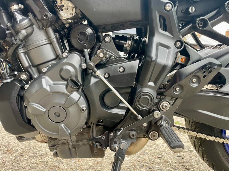 YAMAHA MT-07