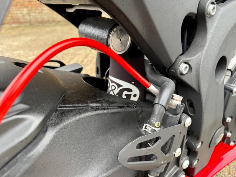 SUZUKI GSXR750