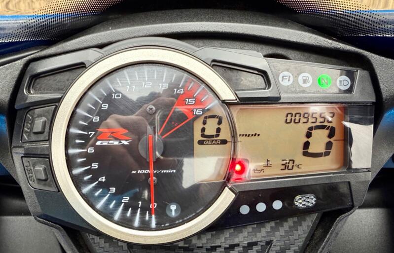 SUZUKI GSXR750