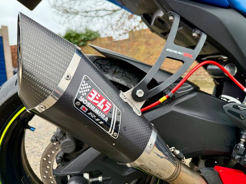 SUZUKI GSXR750