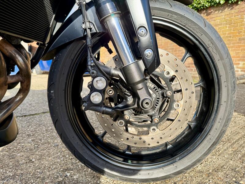 YAMAHA MT-09