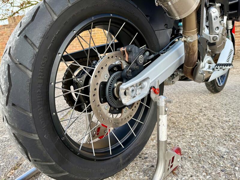 APRILIA TUAREG