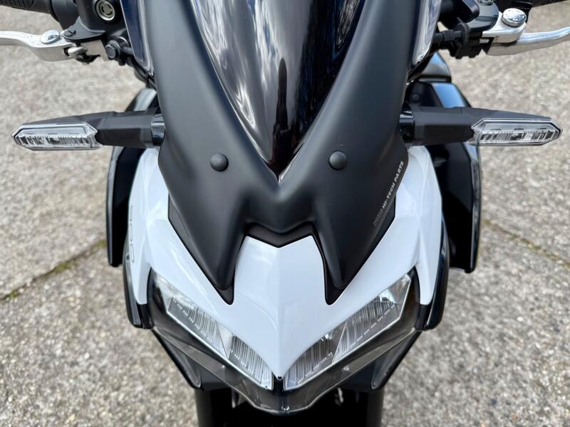 KAWASAKI Z900