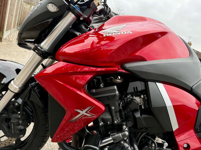 HONDA CB1000R