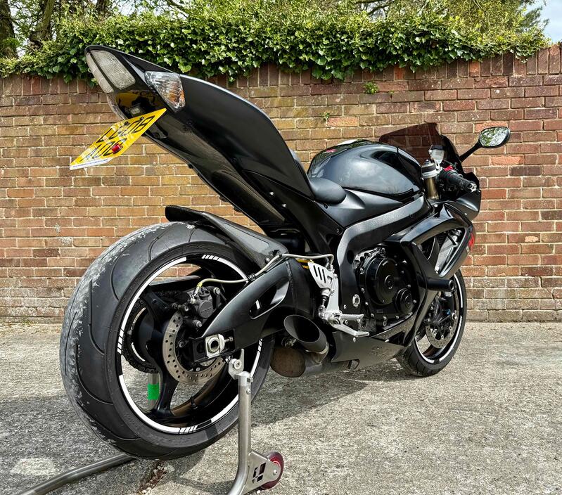 SUZUKI GSXR600
