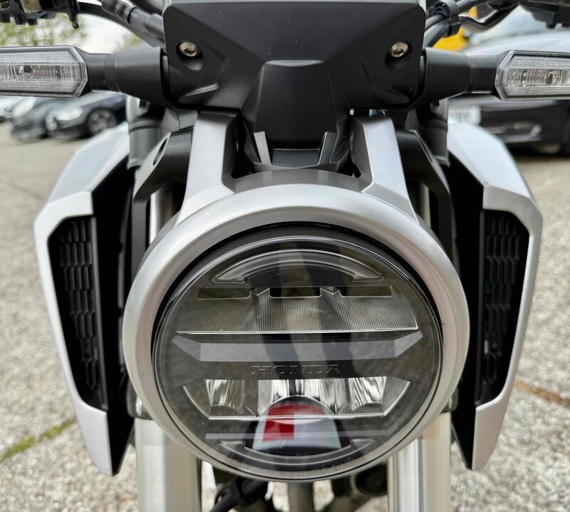 HONDA CB125R