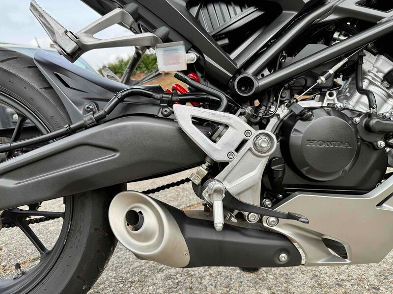 HONDA CB125R