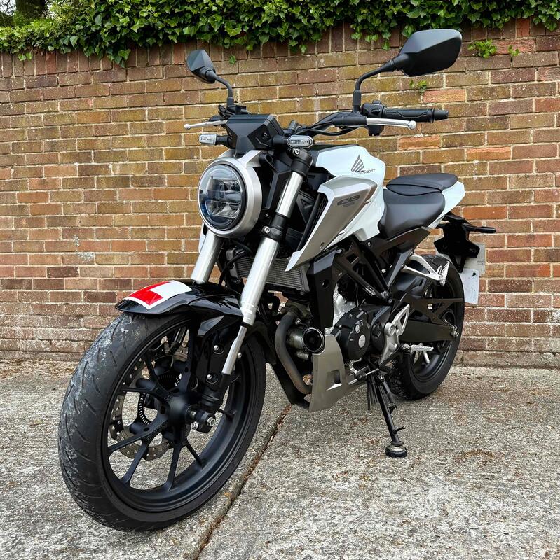 HONDA CB125R