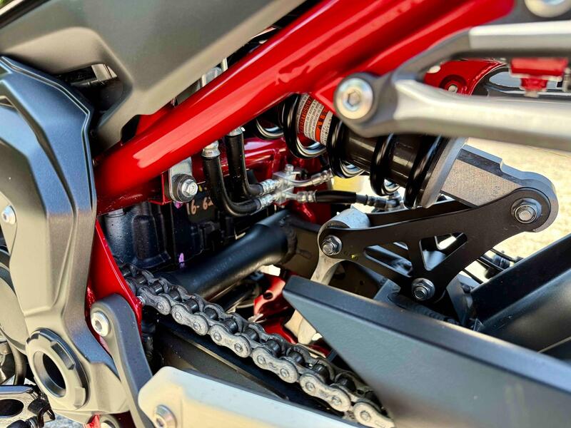 KAWASAKI Z900