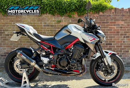 KAWASAKI Z900 
