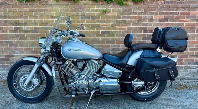 View YAMAHA XVS1100 