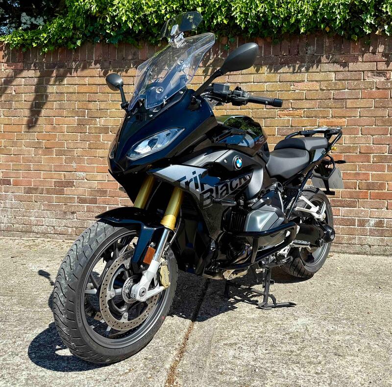 BMW R1250RS