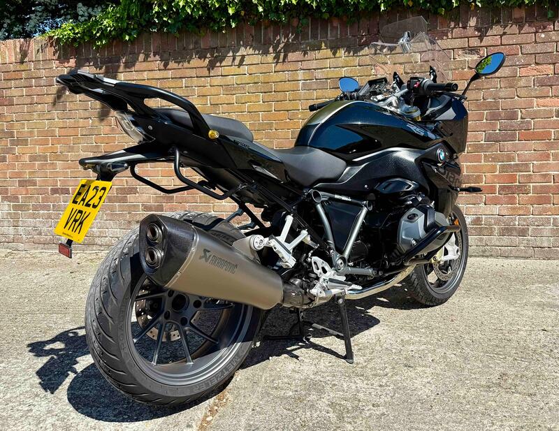BMW R1250RS