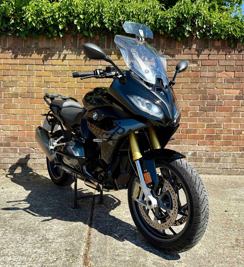 View BMW R1250RS SE