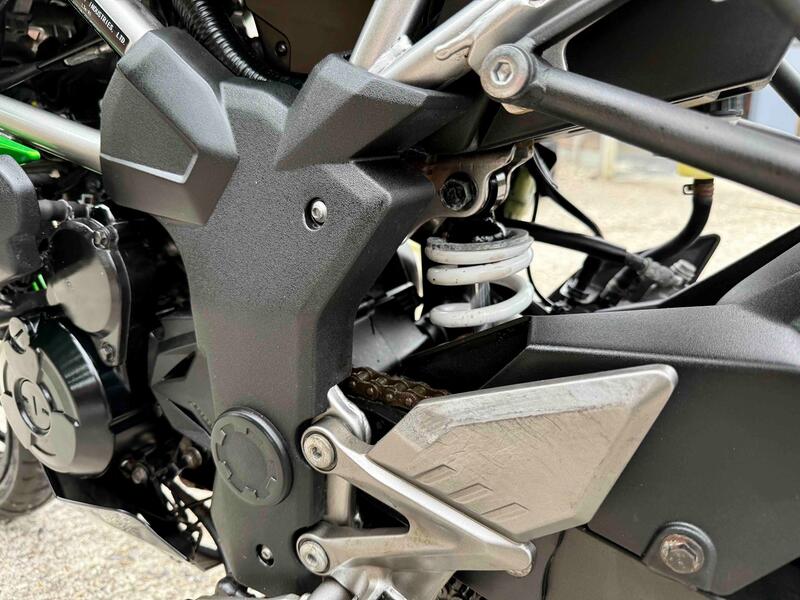 KAWASAKI Z125