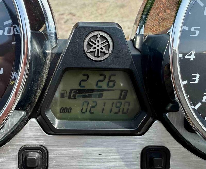 YAMAHA XJR1300