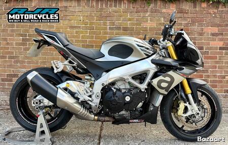 APRILIA Tuono 1100 V4 