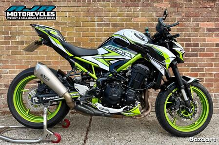 KAWASAKI Z900 