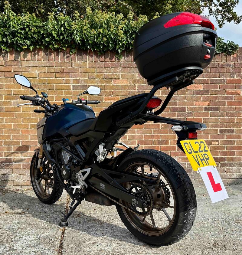 HONDA CB125R
