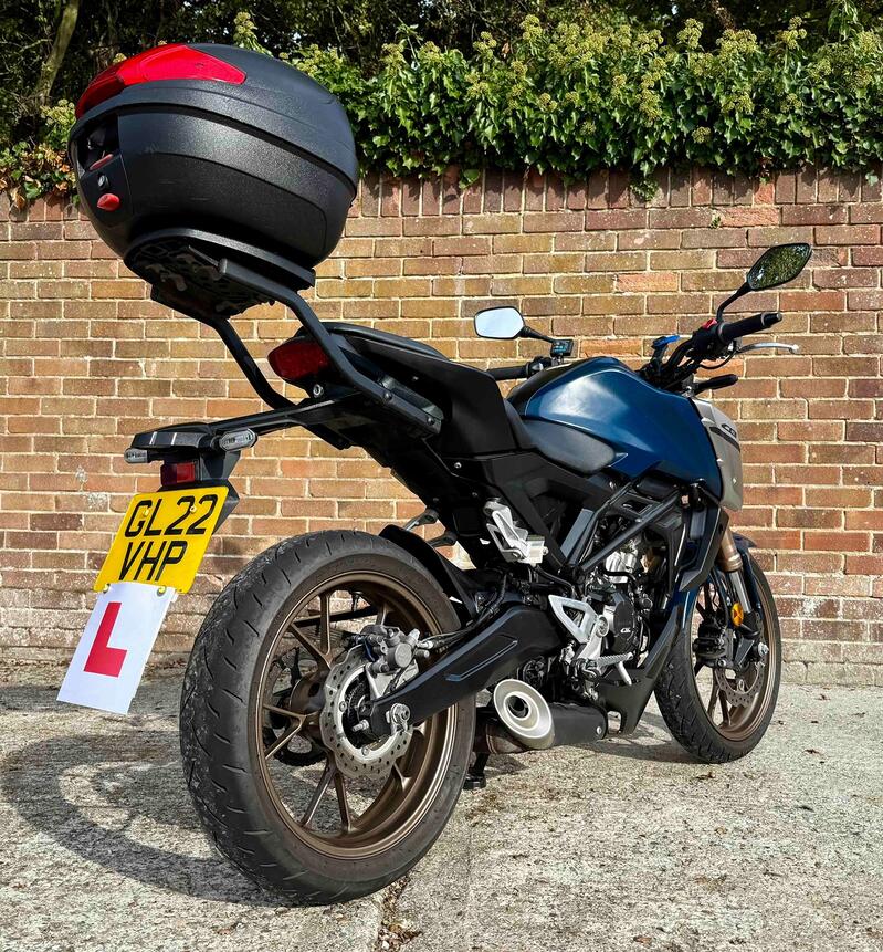 HONDA CB125R