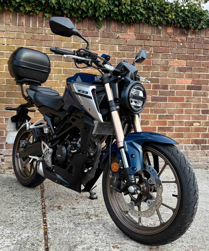 HONDA CB125R