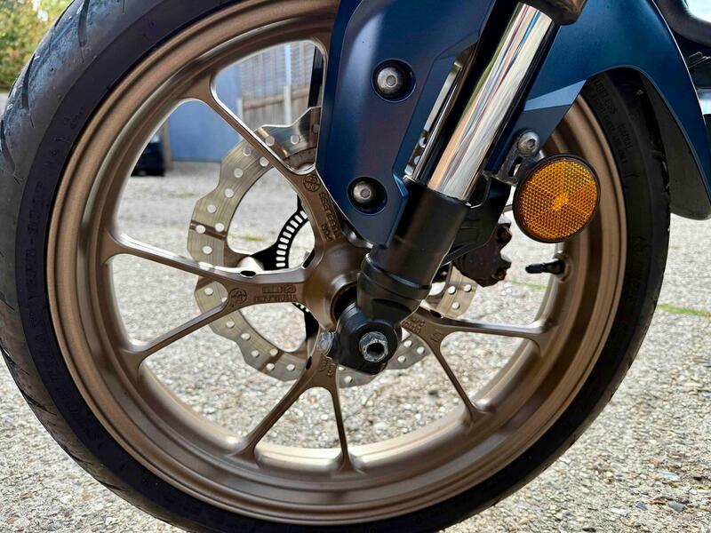 HONDA CB125R