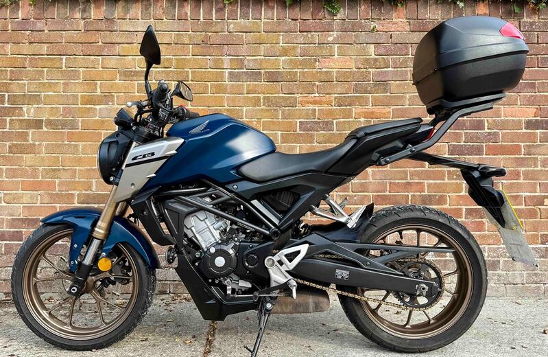 View HONDA CB125R 