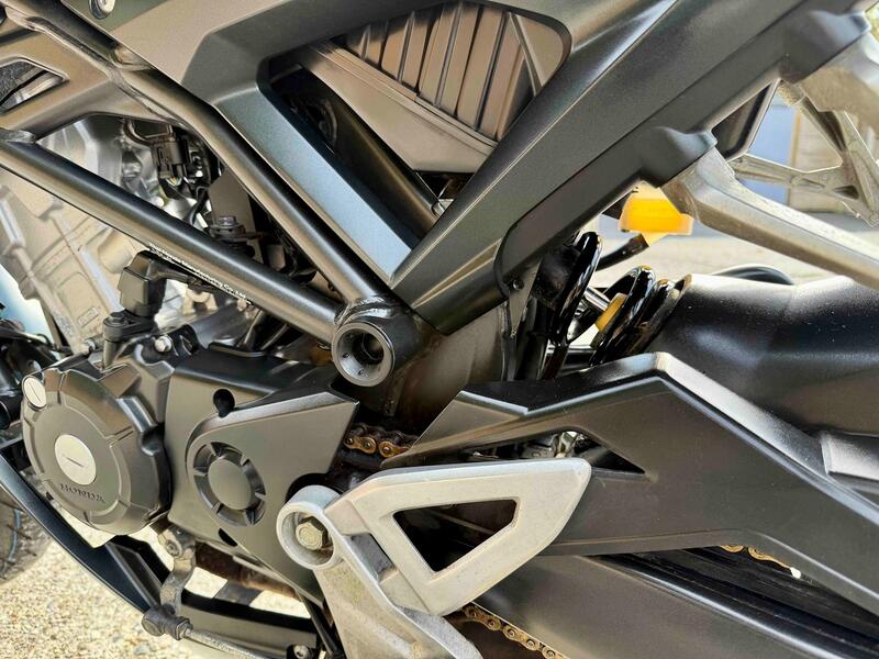 HONDA CB125R