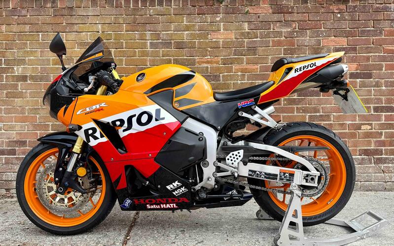 View HONDA CBR600RR 