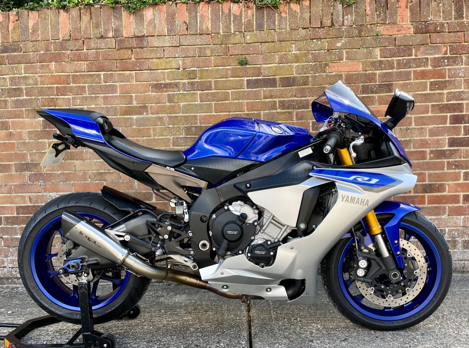 Yamaha r1m 2024 horsepower