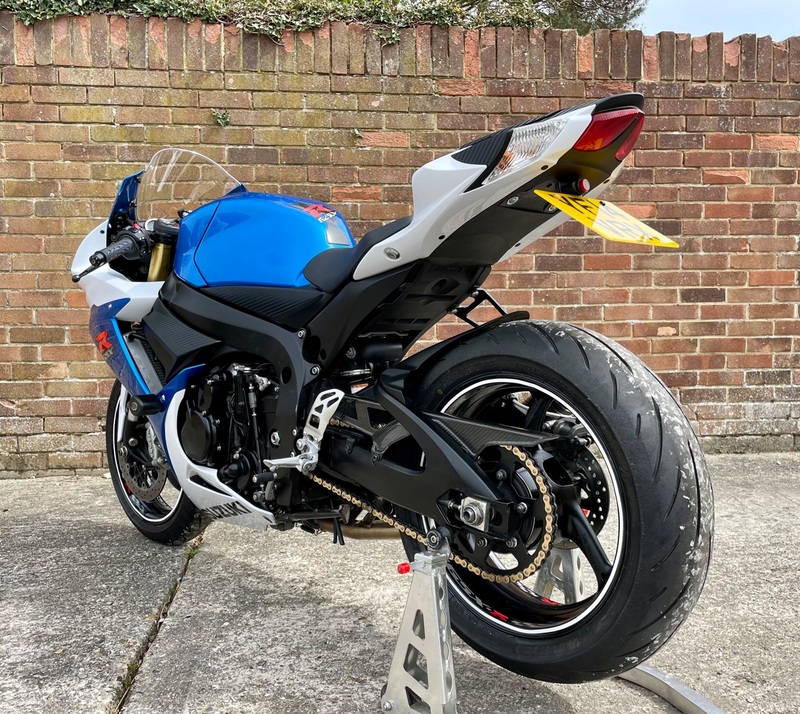 SUZUKI GSXR