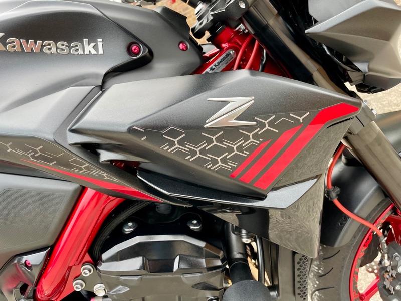 KAWASAKI Z900