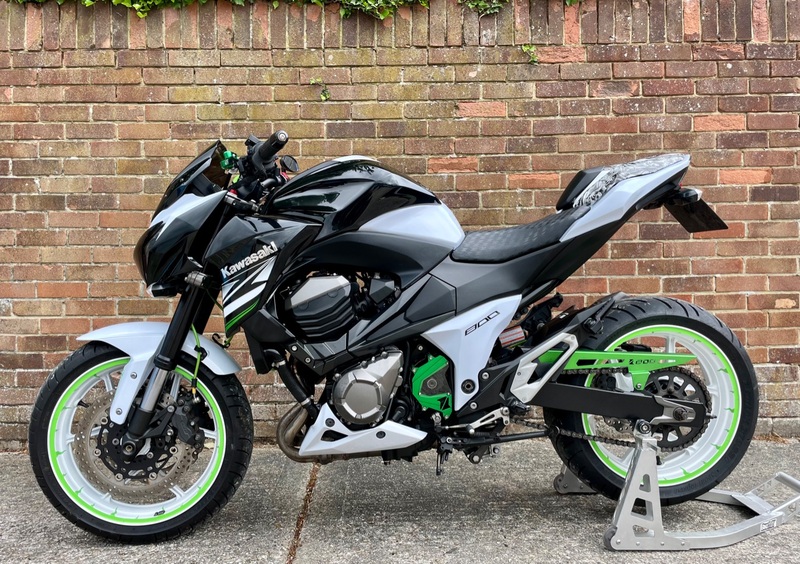 View KAWASAKI ZR 800 ADS