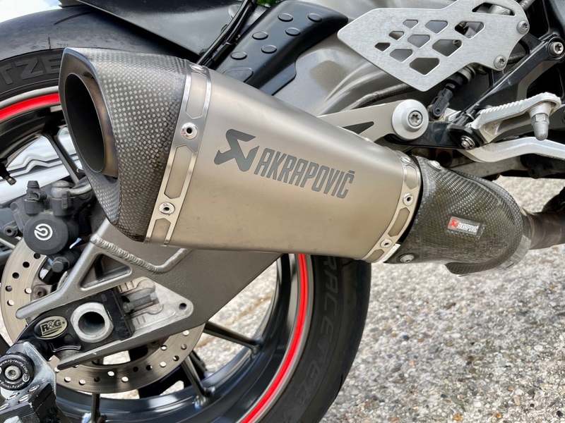 BMW S1000RR