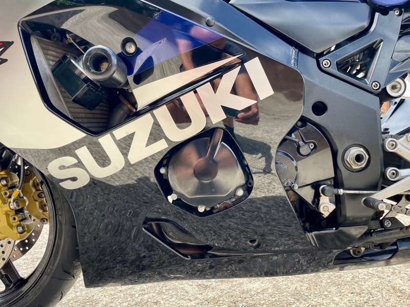 SUZUKI GSXR750