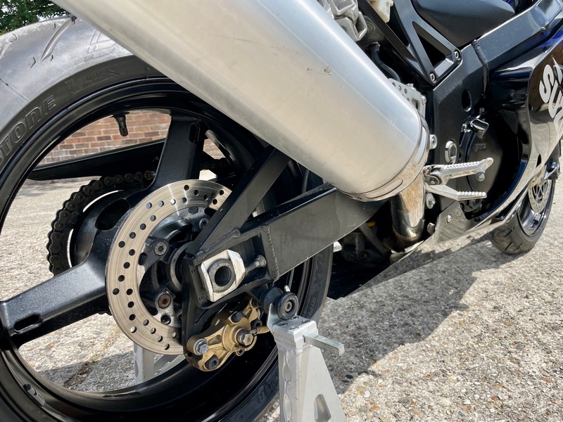 SUZUKI GSXR750