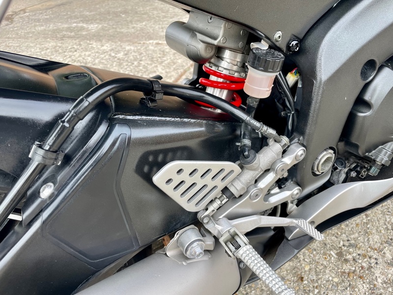 YAMAHA YZF